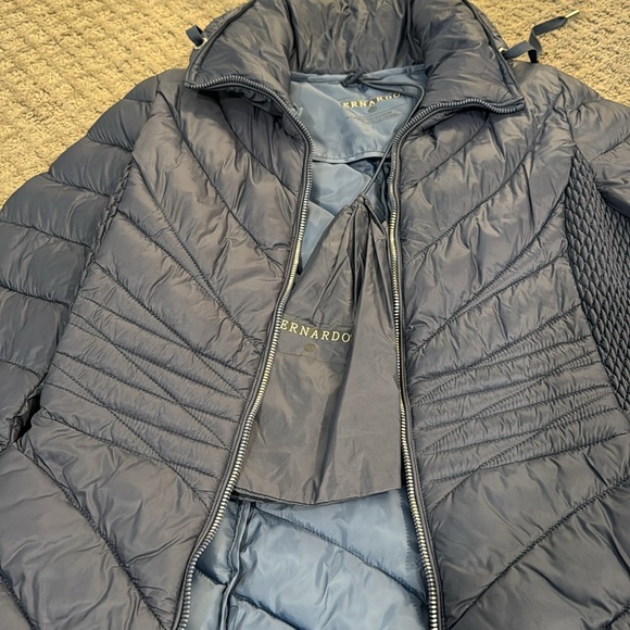 Bernardo XS light puffer coat blue-ish purple; packable - Picture 2 of 8